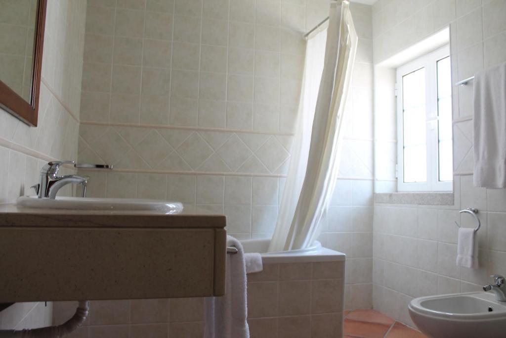 Soadro Do Zezere Hotel Valhelhas Room photo